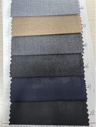 GZ-WH RPET regenerated fiber suit cloth composition: 69% polyester 29% regeneration 2% spandex Weight: 310G 45 degree